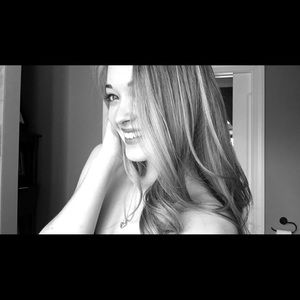 Meet your Posher, Lydia