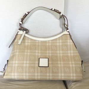 Like New! White/ Beige Dooney & Bourke handbag