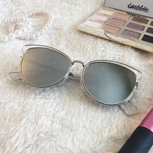 Silver Mirror Sunglasses