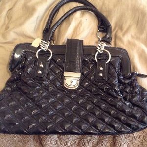 🎉SALE🎉👜Cute Quilted Black Satchel👜