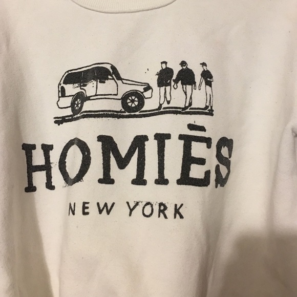 HOMIÉS white sweatshirt