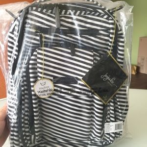 For @gracehicks5 Nwt jujube black magic brb