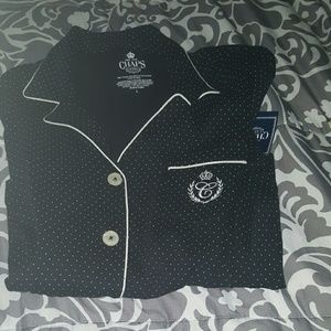 Long sleeve black/ white polka dots CHAPS pj shirt