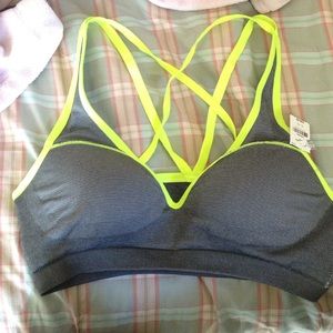 Sports bra