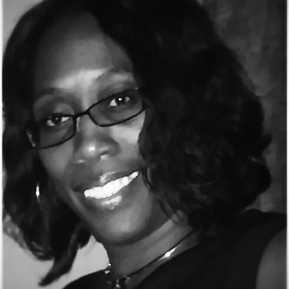 Meet your Posher, Claudette