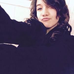 Meet your Posher, Lili