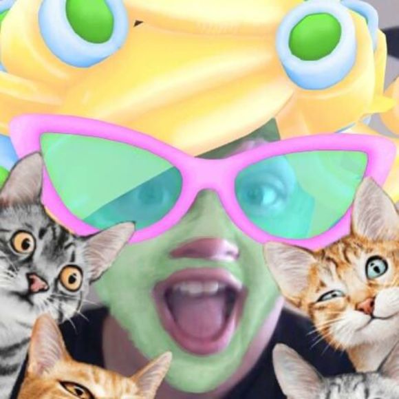 Meet your Posher, Dani - Picture 1 of 1