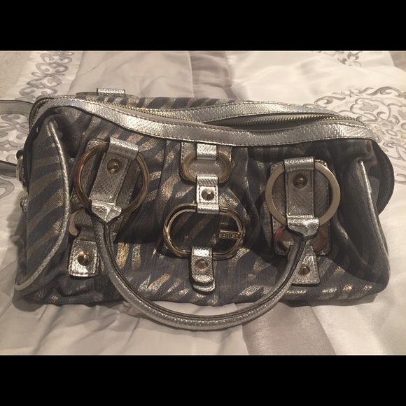 Guess purse