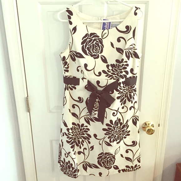Ladies dress