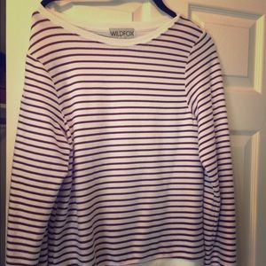 Wild fox stripe sweatshirt stretchy Classic fit .