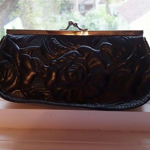 PATRICIA NASH-Embossed leather wallet/clutch