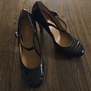 Nine West Mary Jane heels