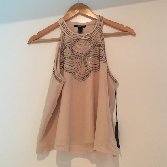 ✨Sale!✨Beaded crop top