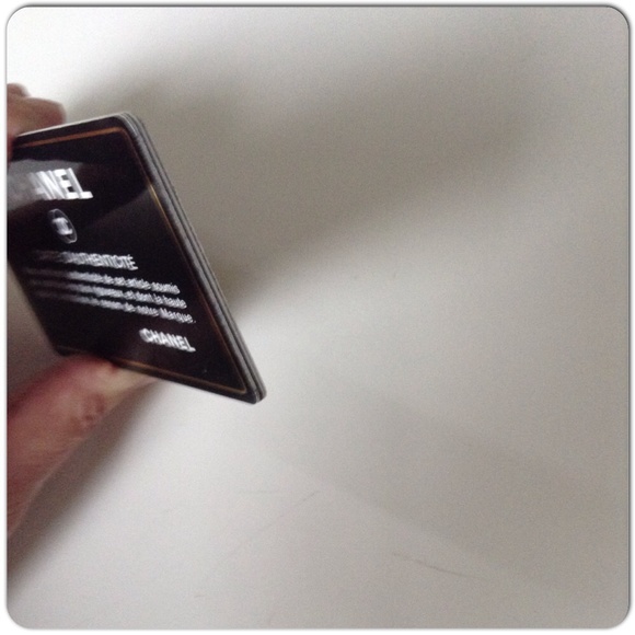 THE DIFFERENCE BETWEEN FAKE & AUTHENTIC CHANEL COA - Picture 4 of 4