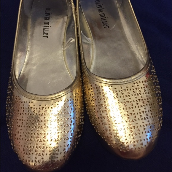Gold Ballet Flats!