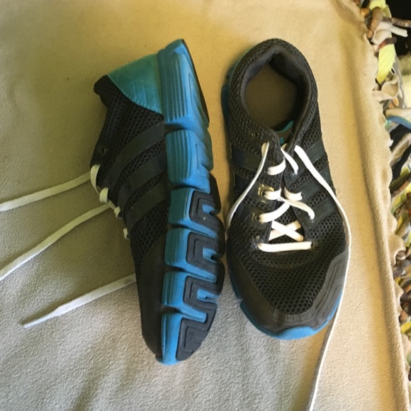 Adidas - Picture 2 of 4