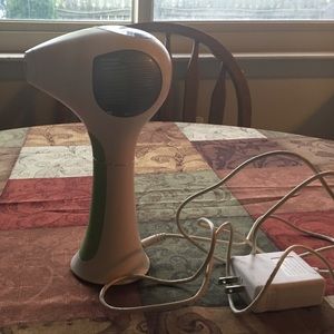 Meet your Posher, Joy