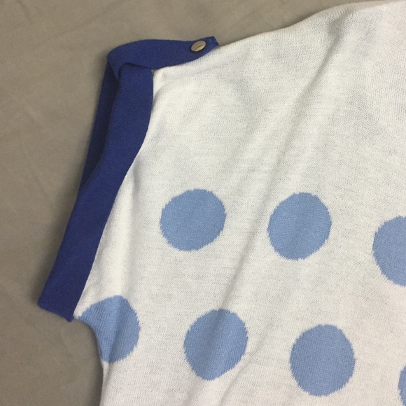 Roller sleeve sweater top - Picture 3 of 3