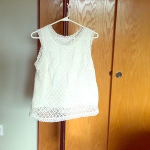 Lace sleeveless blouse
