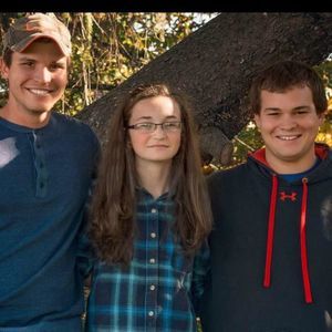 Meet your Posher, Emma