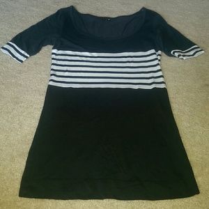 Theory black, blue, and white  shirt