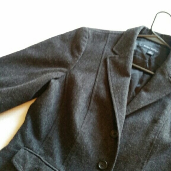 SOLD !  Banana Republic Wool Blazer