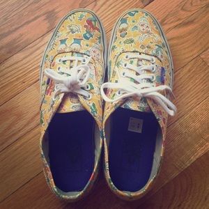 Vans Authentic X Alice In Wonderland