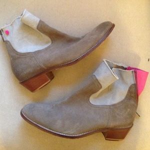 Zadig & Voltaire size 37 Teddy booties