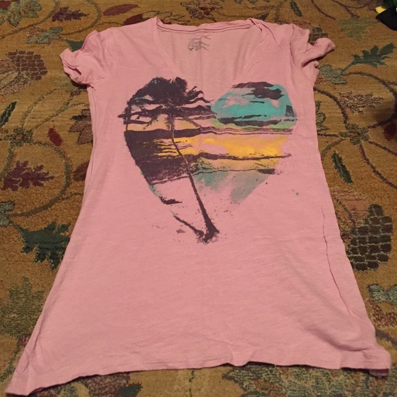 American Eagle graphic tee