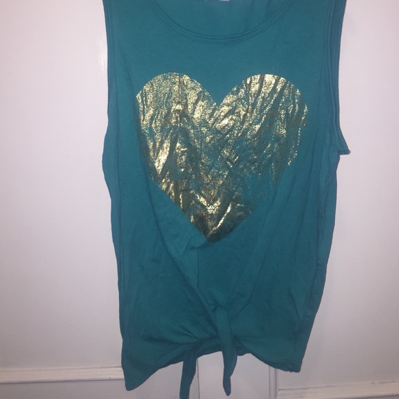 Heart tie up tank