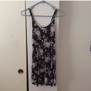 Brandy Melville Nora dress