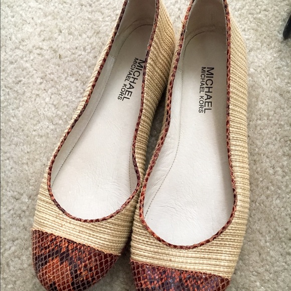 Women's Michael Kors Flats Size 8