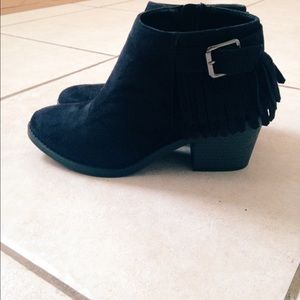 Black fringe booties
