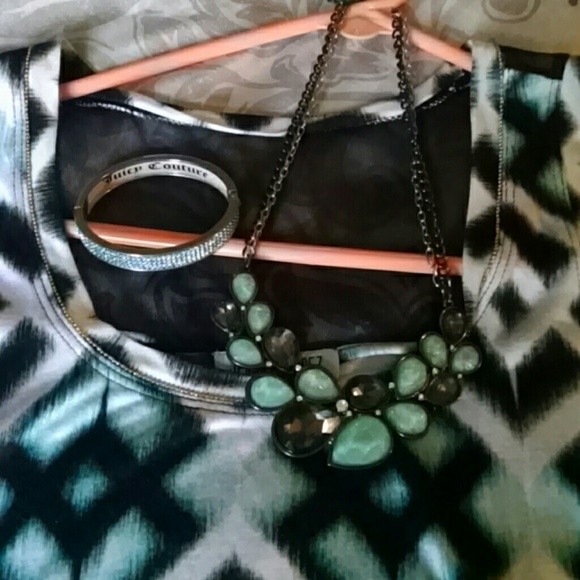 Sexy nite out blouse/ accessories - Picture 1 of 3