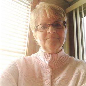 Meet your Posher, Bobbie