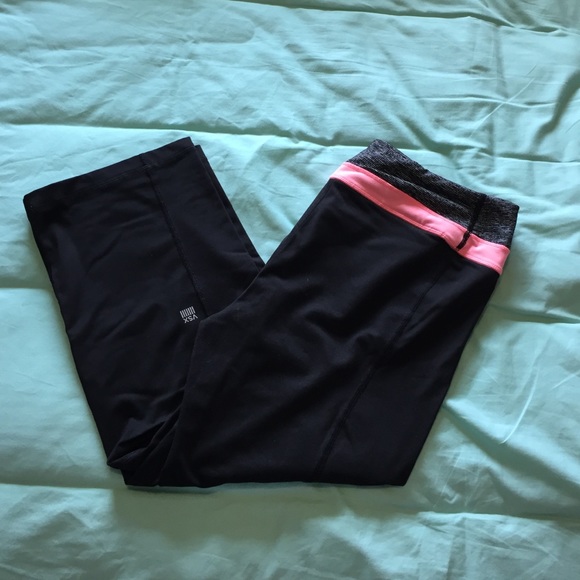 Victoria's Secret yoga pants.