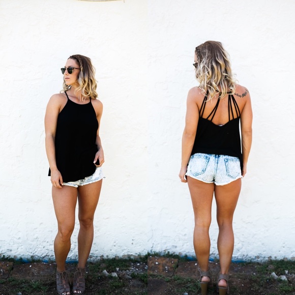 Tops - ⭐️SOLD⭐️✨HOST PICK✨Open Back Tank
