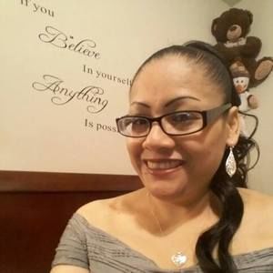 Meet your Posher, Noemi