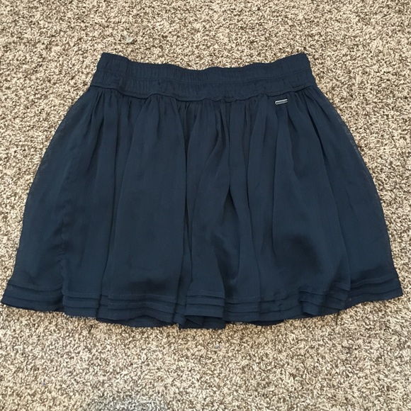 🔴SOLD🔴NEW Hollister skirt