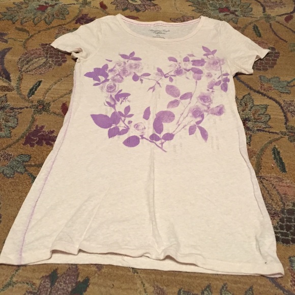 American Eagle Outfitters Tops - American Eagle graphic tee