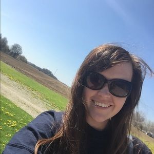 Meet your Posher, Jenny