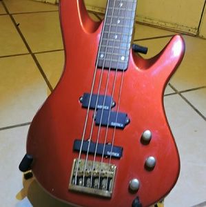 5 STRING BASS GUITAR