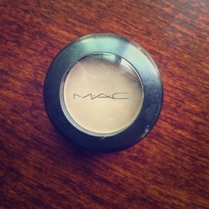 MAC Charcoal Brown Matte Shadow