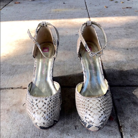 Elaine Turner Shoes - Python Wedge by Elaine Turner