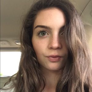 Meet your Posher, Annika