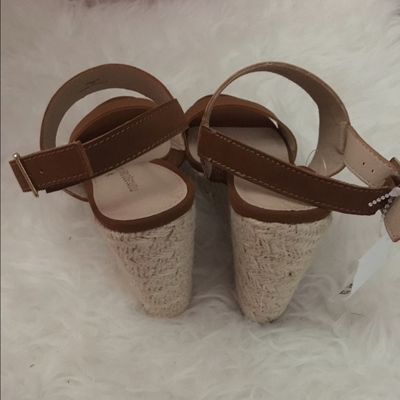 Brown summer wedges - Picture 3 of 4