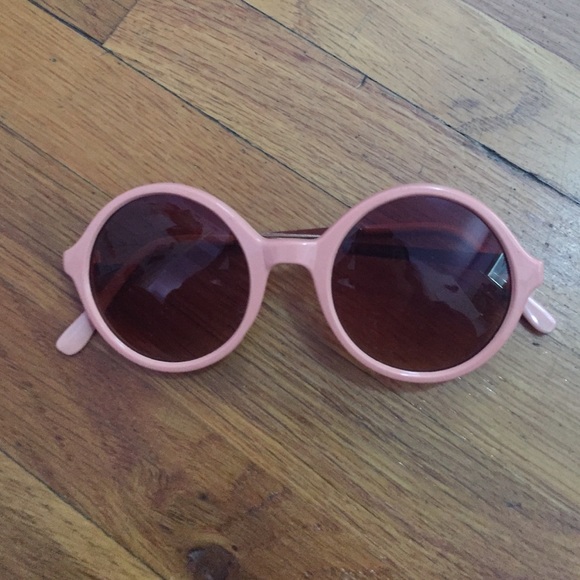 Round Pink Sunglasses