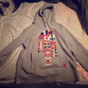 Women's north face hoodie
