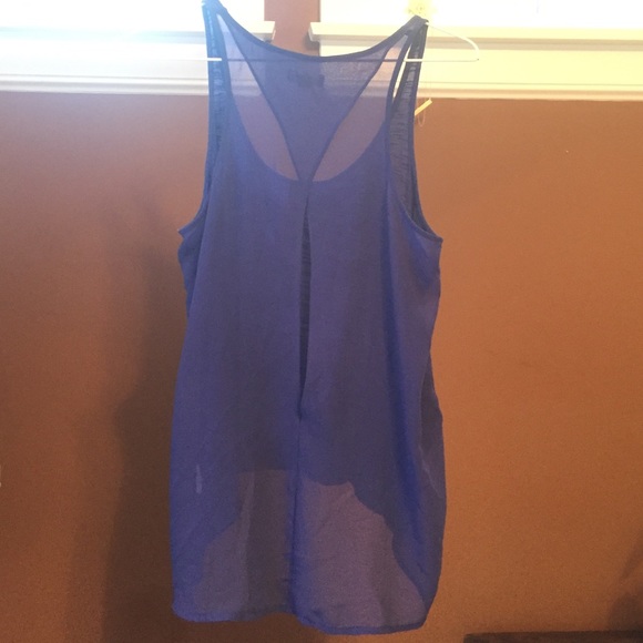 Blue Flowy tank - Picture 2 of 2