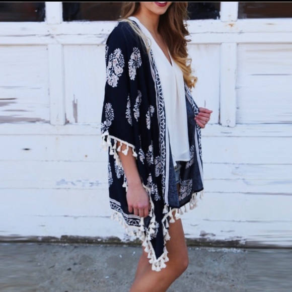 Navy Tassel Kimono - Picture 2 of 3